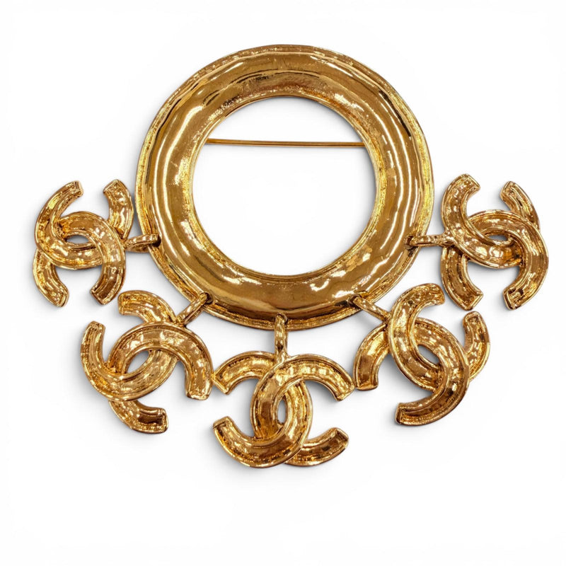 CHANEL Gold Brooch Women 5-Link COCO Mark Circle Swing 01