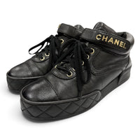 CHANEL ハイカットスニーカー