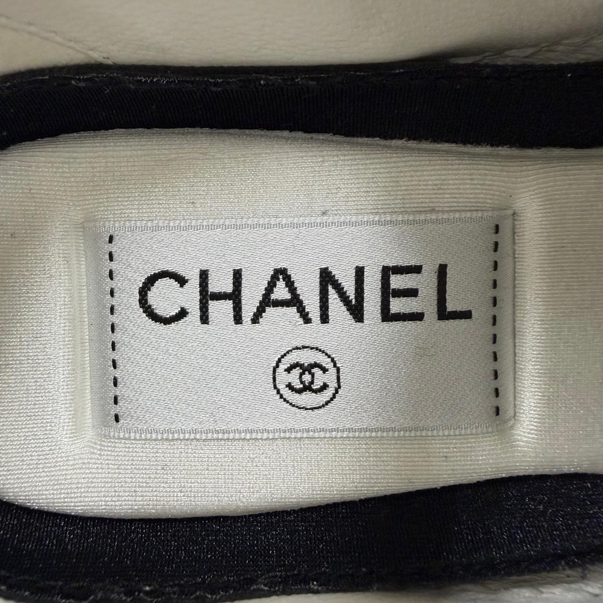 CHANEL ローカットスニーカー