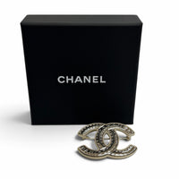 CHANEL ブローチ