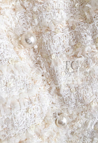 CHANEL 05S Ivory White Pearl Buttons Lesage Tweed Jacket Skirt Suit 36 40 42 シャネル アイボリー ホワイト パール CC ボタン ルサージュ ツイード ジャケット スカート スーツ 即発