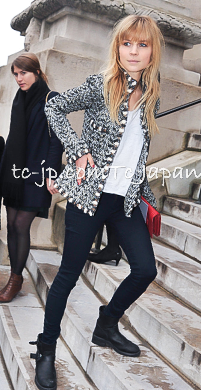 CHANEL 12PF Brown Black Metallic Tweed Jacket Skirt Suit 36 シャネル ブラウン ブラック メタリック ツイード ジャケット スカート スーツ 即発 - TC JAPAN