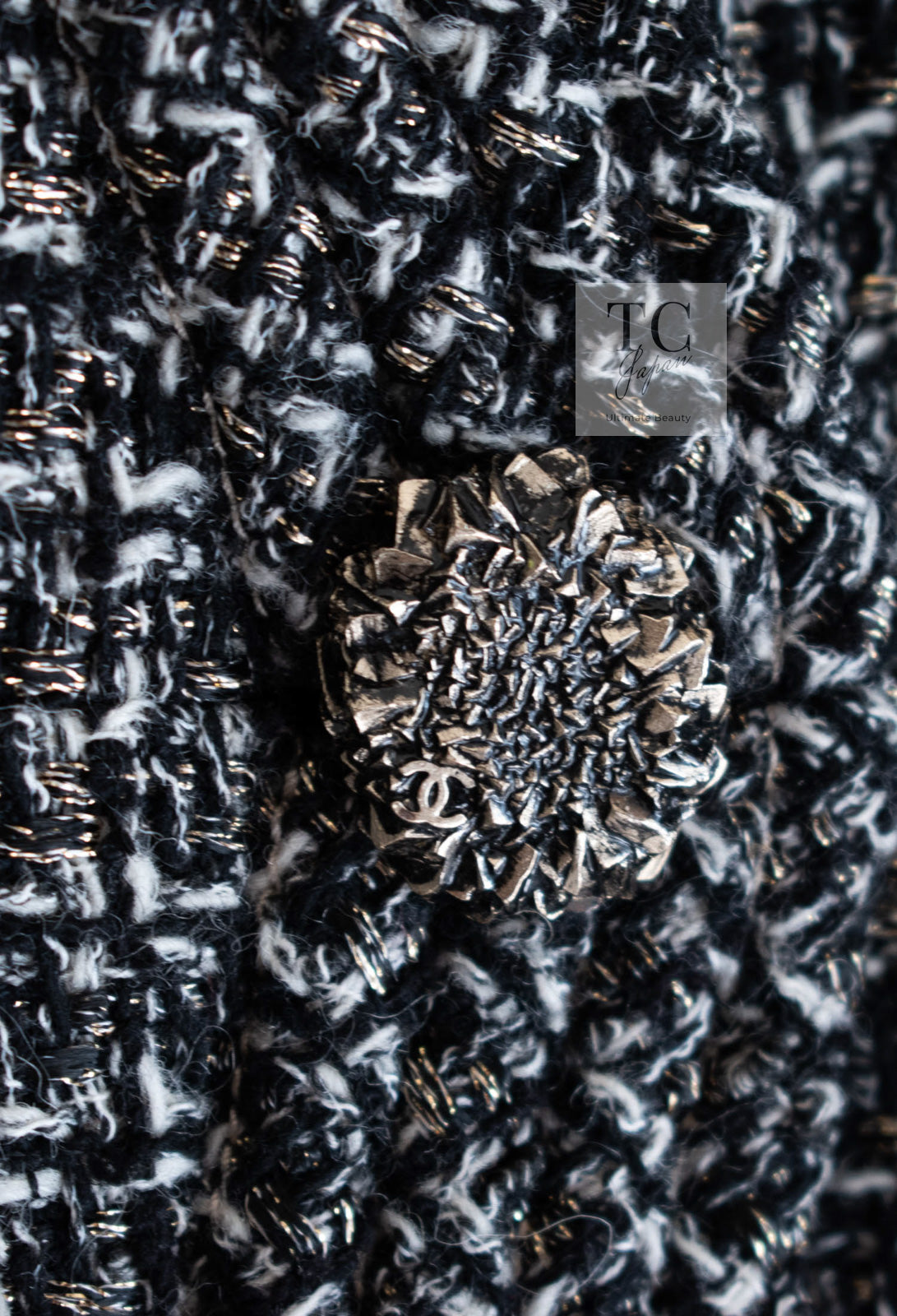 CHANEL 12A Gray Black Silver Gold Metallic Tweed Jacket 38 シャネル グレー ブラック シルバー ゴールド メタリック ツイード ジャケット 即発