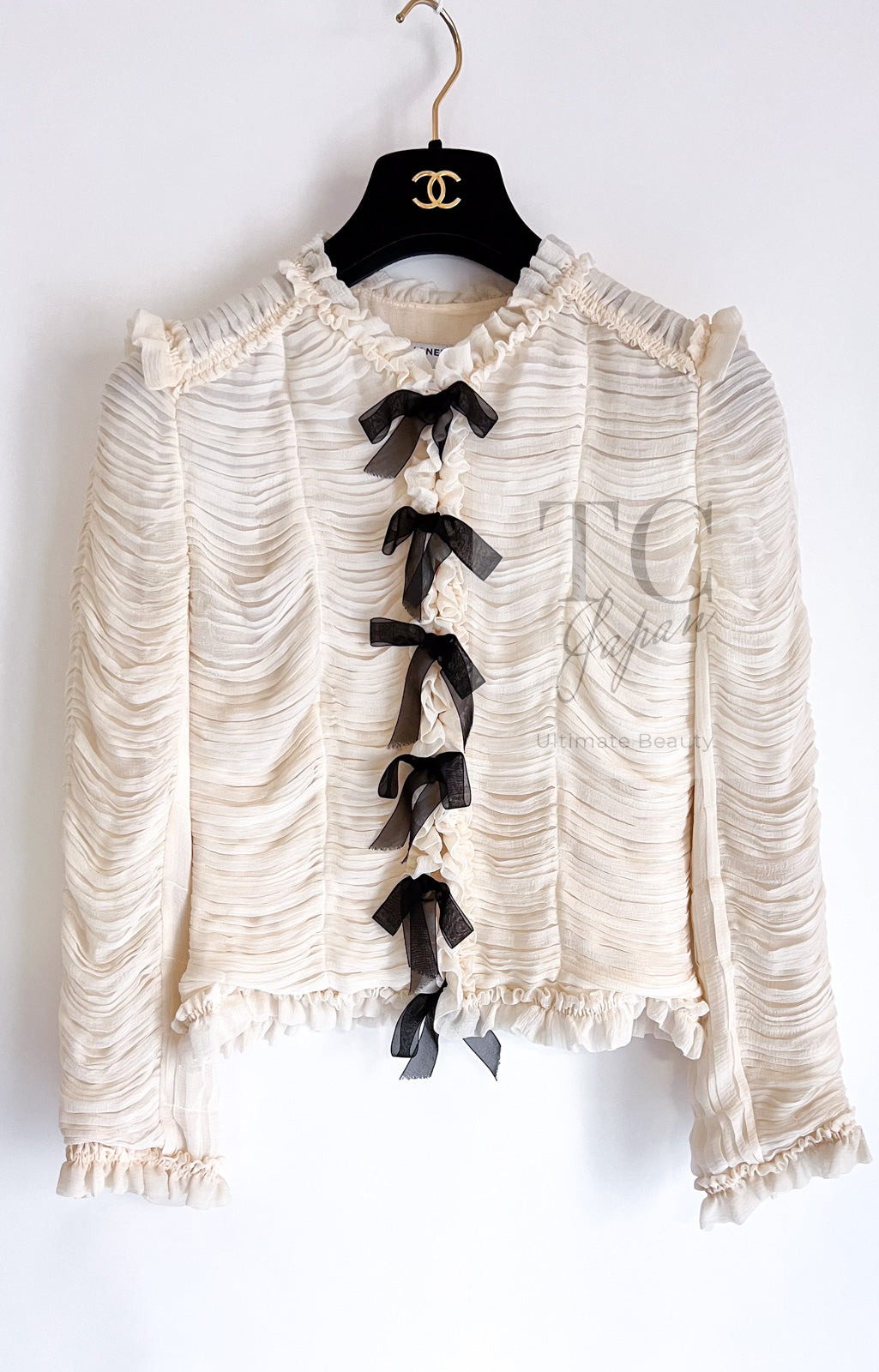CHANEL 06A Creme Ivory Ribbon Silk Cardigan Jacket Top 34 36 38 シャネル クリーム アイボリー リボン シルク ブラウス カーディガン ジャケット 即発