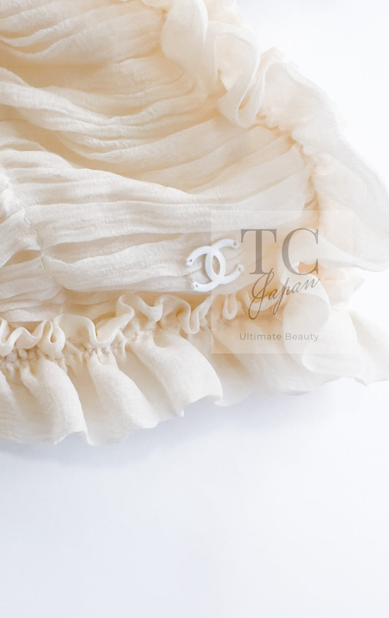CHANEL 06A Creme Ivory Ribbon Silk Cardigan Jacket Top 34 36 38 シャネル クリーム アイボリー リボン シルク ブラウス カーディガン ジャケット 即発