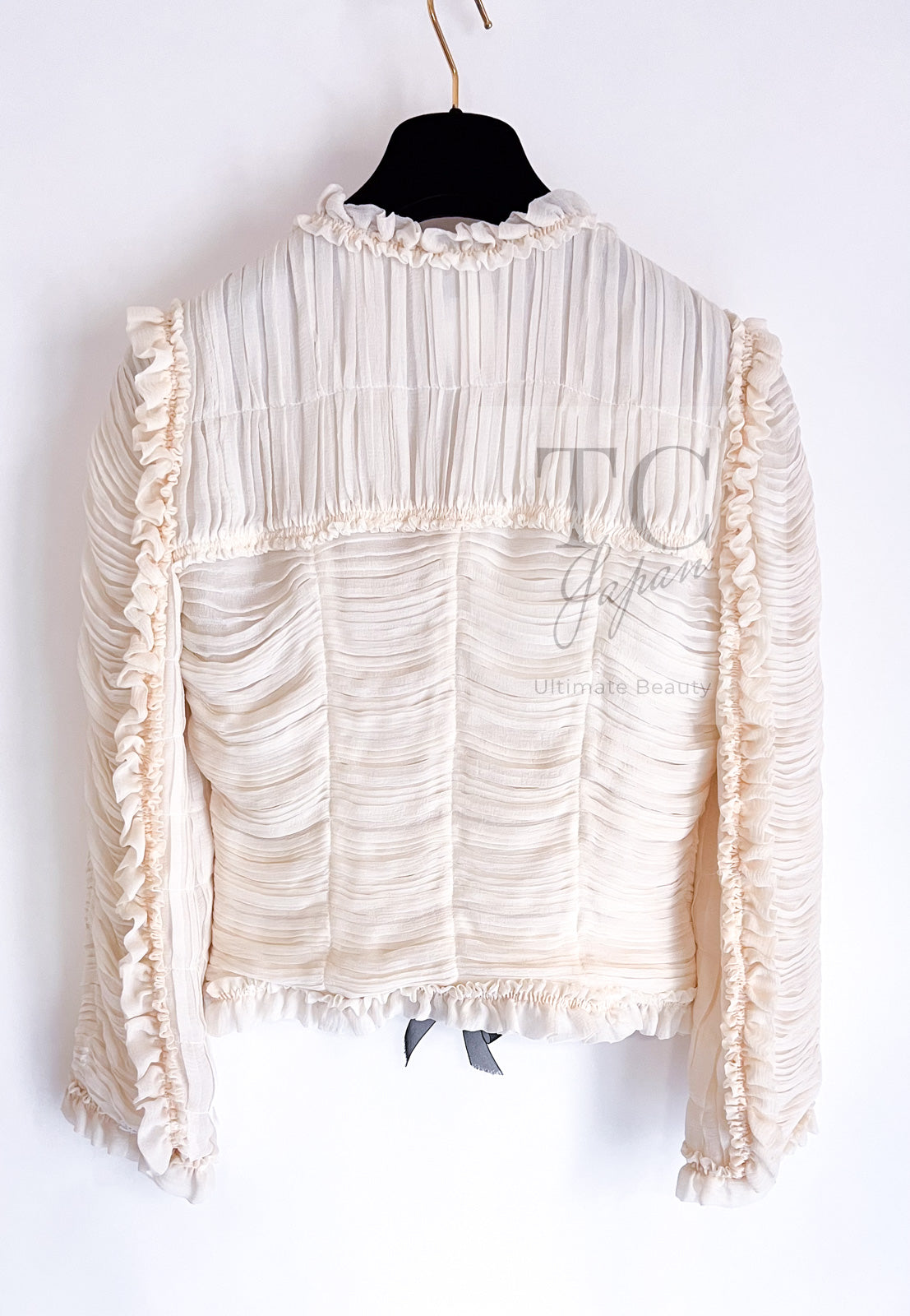 CHANEL 06A Creme Ivory Ribbon Silk Cardigan Jacket Top 34 36 38 シャネル クリーム アイボリー リボン シルク ブラウス カーディガン ジャケット 即発