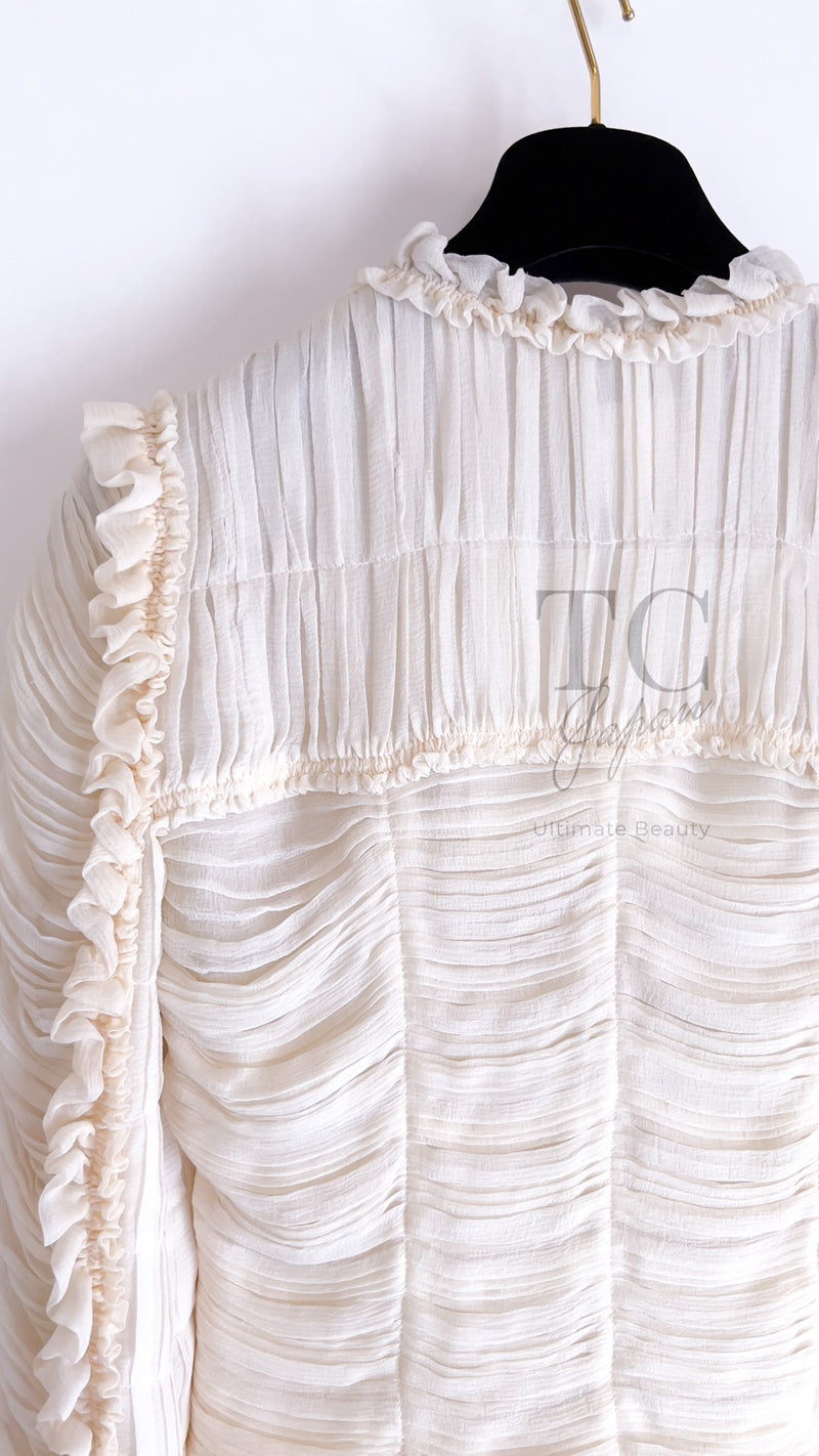 CHANEL 06A Creme Ivory Ribbon Silk Cardigan Jacket Top 34 36 38 シャネル クリーム アイボリー リボン シルク ブラウス カーディガン ジャケット 即発