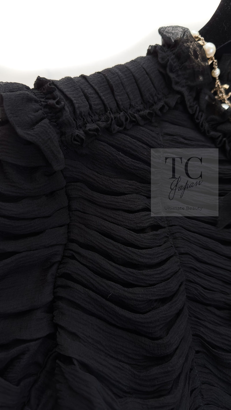 CHANEL 06A Black Ribbon Silk Penelope Cruz Cardigan Jacket Tops 38 40 44 シャネル ブラック リボン シルク ブラウス カーディガン ジャケット 即発