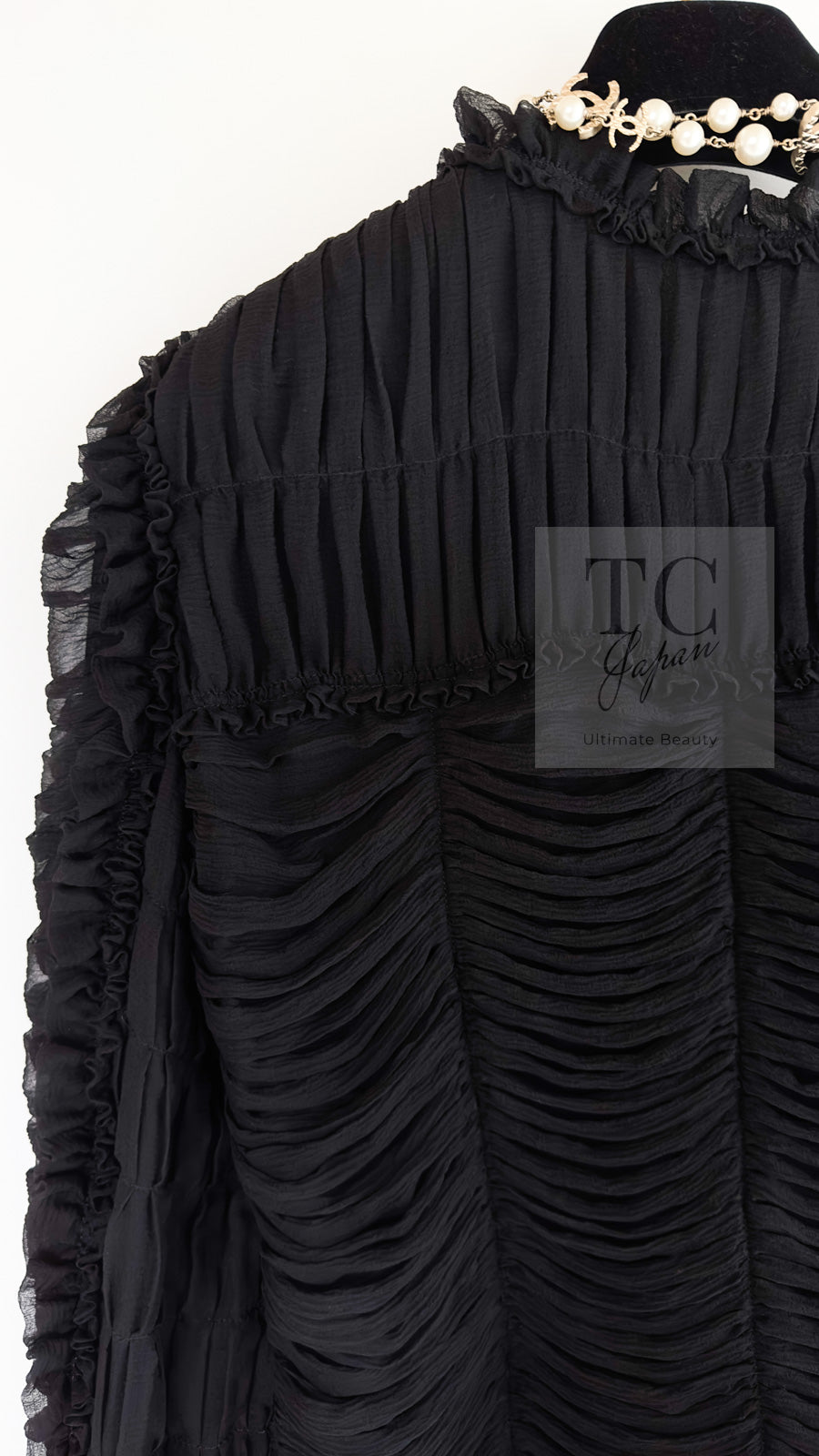 CHANEL 06A Black Ribbon Silk Penelope Cruz Cardigan Jacket Tops 38 40 44 シャネル ブラック リボン シルク ブラウス カーディガン ジャケット 即発
