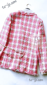 CHANEL 04C Pink White Fringe Tweed Jacket 40 シャネル ピンク ホワイト フリンジ ツイード ジャケット 即発