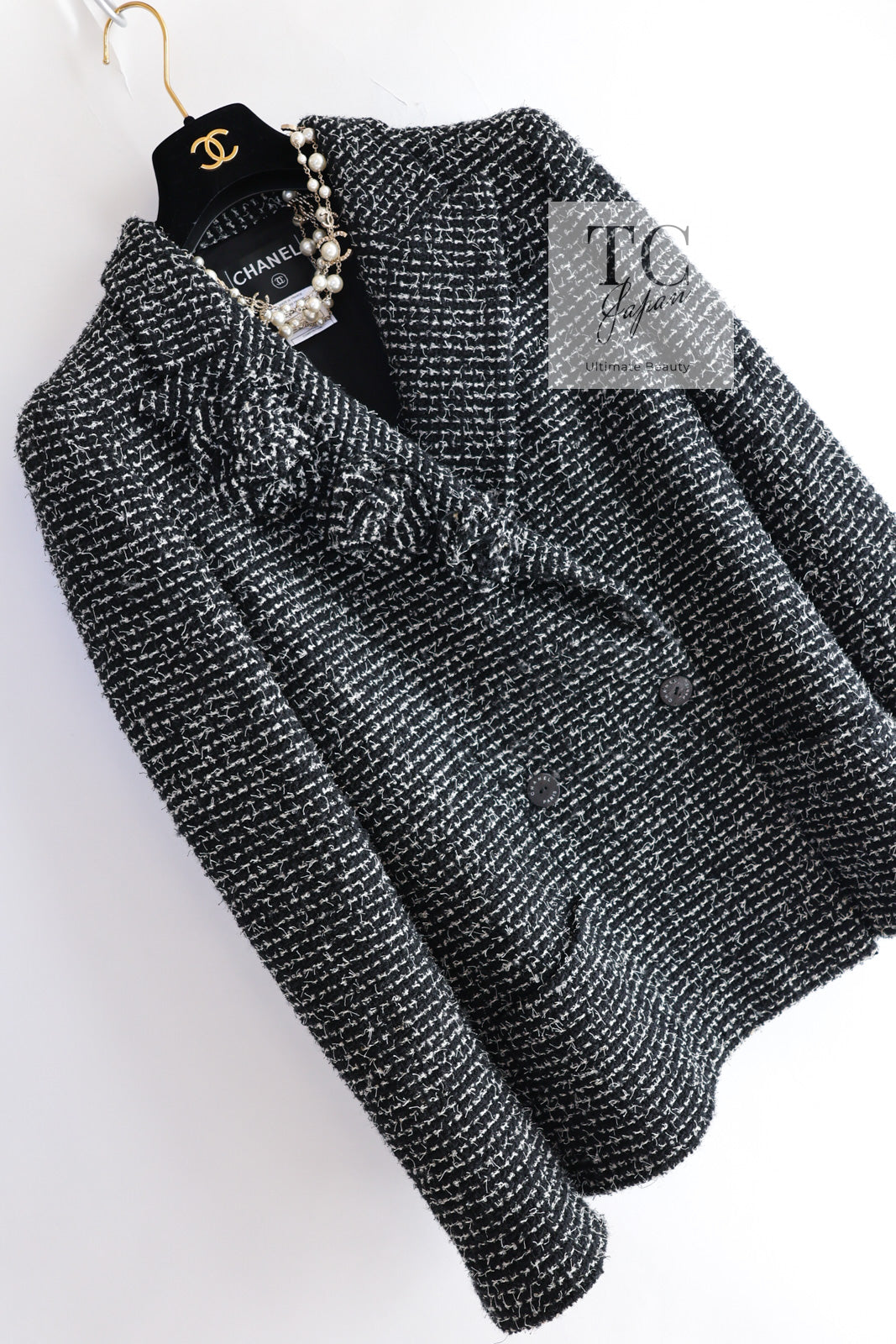 シャネル ジャケット スカート スーツ CHANEL 03C ブラック ホワイト