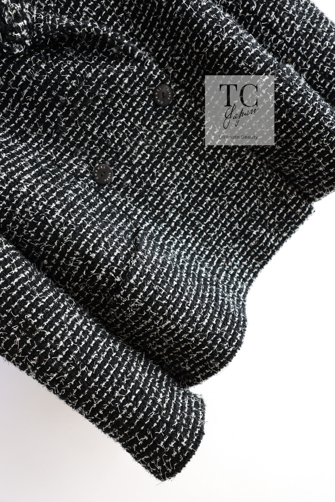 シャネル ジャケット スカート スーツ CHANEL 03C ブラック ホワイト