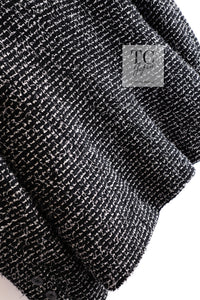CHANEL 03C Black White Tweed Double Jacket Skirt Suit Camellia Brooches 36 38 シャネル ブラック ホワイト カメリア ブローチ３つ付 ツイード ダブル ジャケット 水滴 CCボタン スカート スーツ 即発