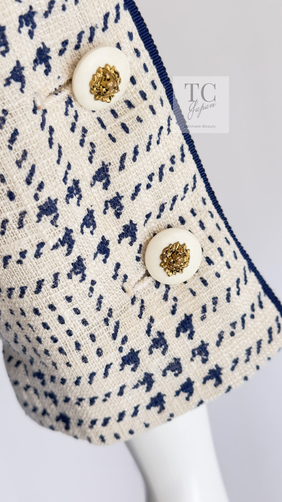 CHANEL 80's Vintage White Navy Silk Jacket Skirt Suit 34 シャネル ヴィンテージ ホワイト ネイビー シルク ジャケット スカート スーツ 即発