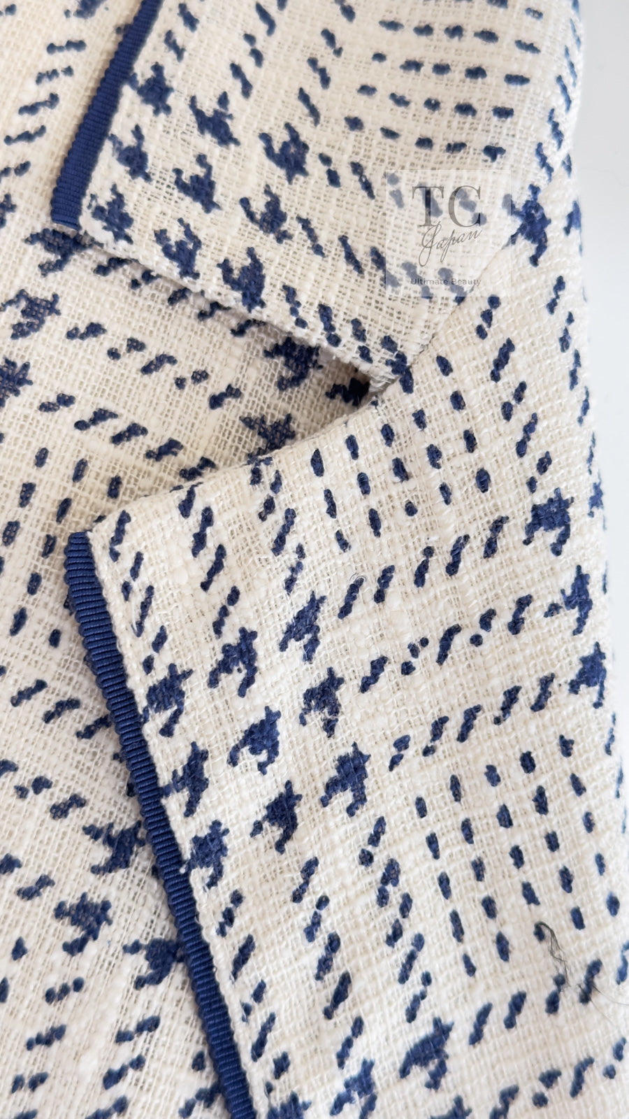 CHANEL 80's Vintage White Navy Silk Jacket Skirt Suit 34 シャネル ヴィンテージ ホワイト ネイビー シルク ジャケット スカート スーツ 即発