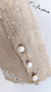 CHANEL 03S Beige Silk Cropped Cardigan Jacket 36 シャネル ベージュ シルク クロップド カーディガン ジャケット 即発