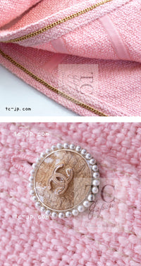 CHANEL 16C Pink CC Pearl Buttons Cotton Collarless Jacket 34 シャネル 一番人気 ピンク CC パール ボタン コットン ノーカラー ジャケット 即発