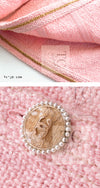 CHANEL 16C Pink CC Pearl Buttons Cotton Collarless Jacket 34 シャネル 一番人気 ピンク CC パール ボタン コットン ノーカラー ジャケット 即発