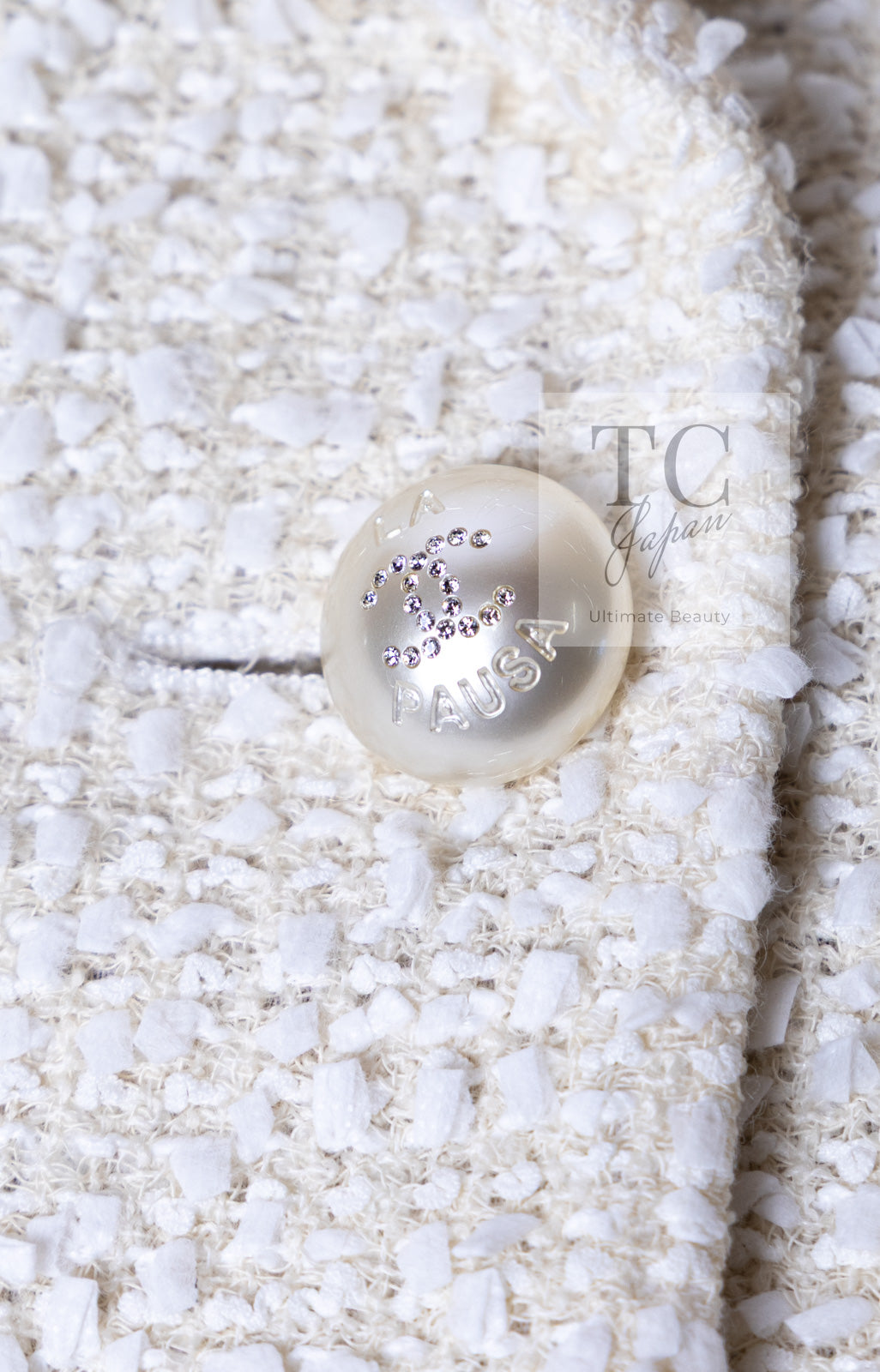 CHANEL 19C Ivory LA PAUSA Buttons Double Jacket 36 38 シャネル アイボリー ラ パウザ ロゴ ボタン ダブル ジャケット 即発