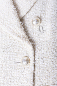 CHANEL 19C Ivory LA PAUSA Buttons Double Jacket 36 38 シャネル アイボリー ラ パウザ ロゴ ボタン ダブル ジャケット 即発