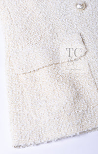 CHANEL 19C Ivory LA PAUSA Buttons Double Jacket 36 38 シャネル アイボリー ラ パウザ ロゴ ボタン ダブル ジャケット 即発