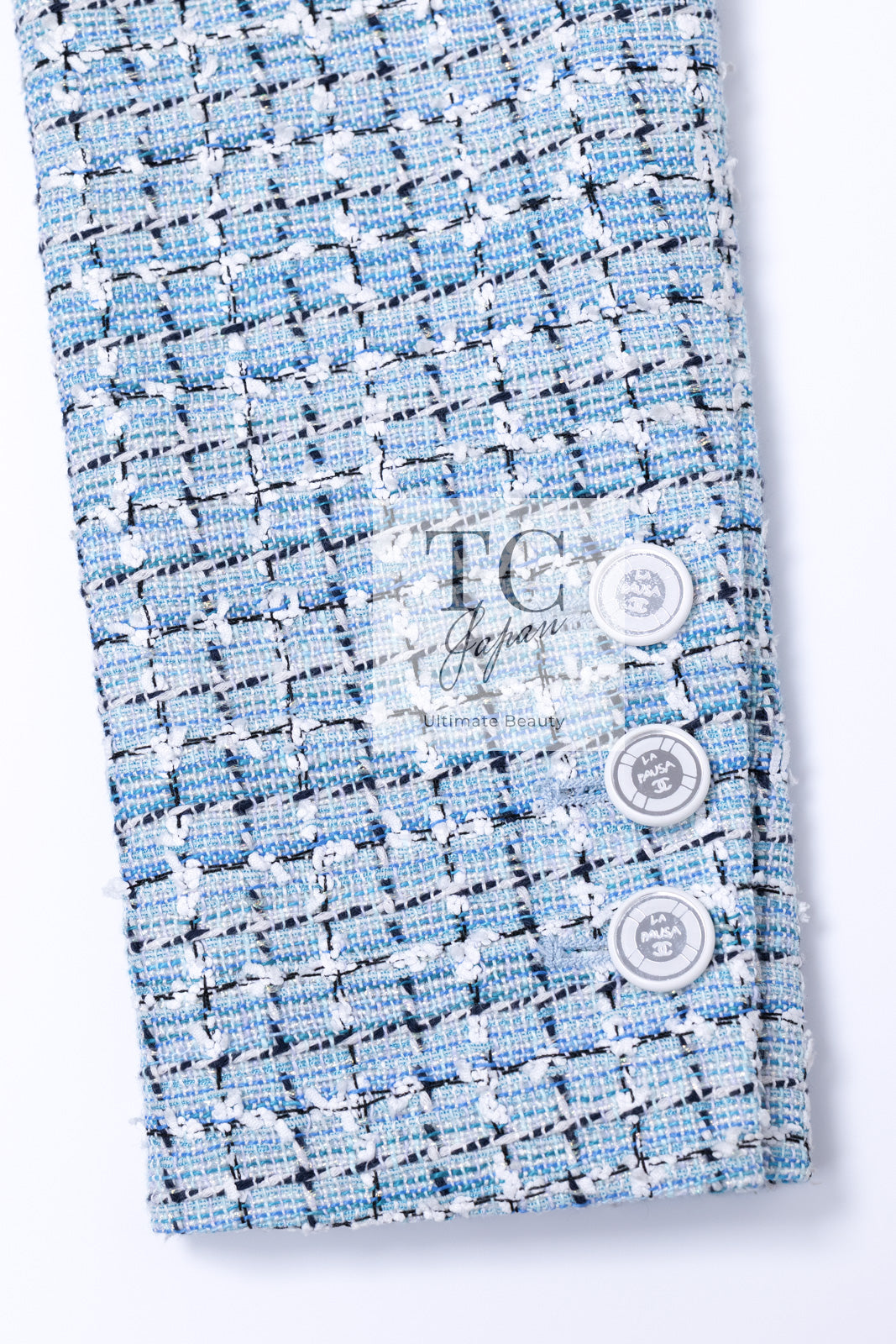 CHANEL 19C Light Blue LA PAUSA Buttons Tweed Jacket 40 シャネル ライト ブルー ラ パウザ ボタン ツイード ジャケット 即発
