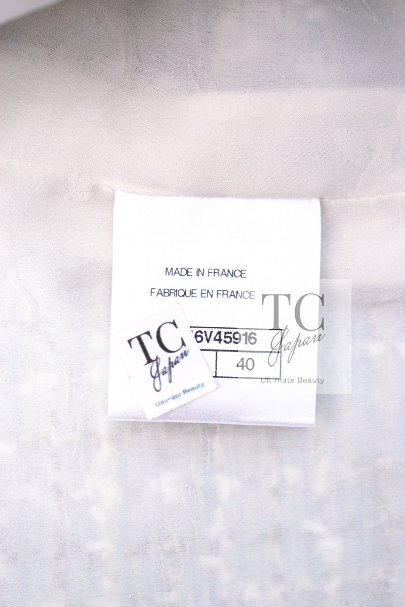 CHANEL 19C Light Blue LA PAUSA Buttons Tweed Jacket 40 シャネル ライト ブルー ラ パウザ ボタン ツイード ジャケット 即発
