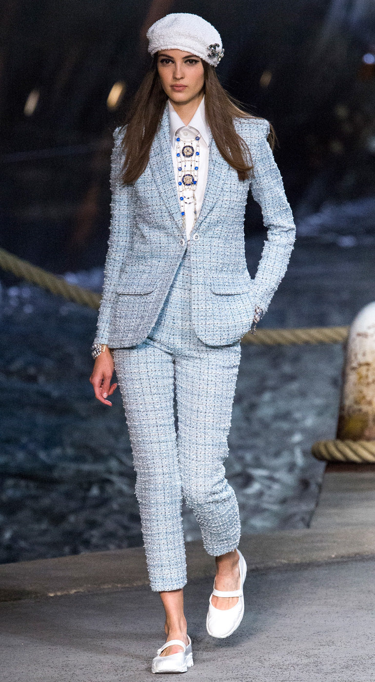 CHANEL 19C Light Blue LA PAUSA Buttons Tweed Jacket 40 シャネル ライト ブルー ラ パウザ ボタン ツイード ジャケット 即発