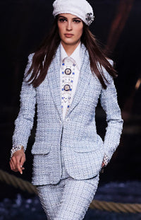 CHANEL 19C Light Blue LA PAUSA Buttons Tweed Jacket 40 シャネル ライト ブルー ラ パウザ ボタン ツイード ジャケット 即発