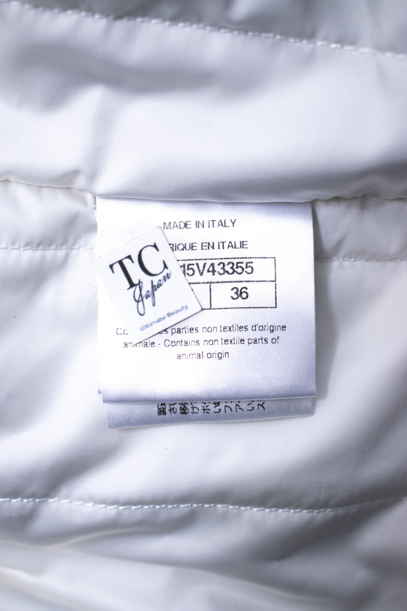 CHANEL 17B Light Grey Black Bow Logo Down Coat Jacket 34 36 38 シャネル ライトグレー ブラック リボン ロゴ ダウン ジャケット コート 即発