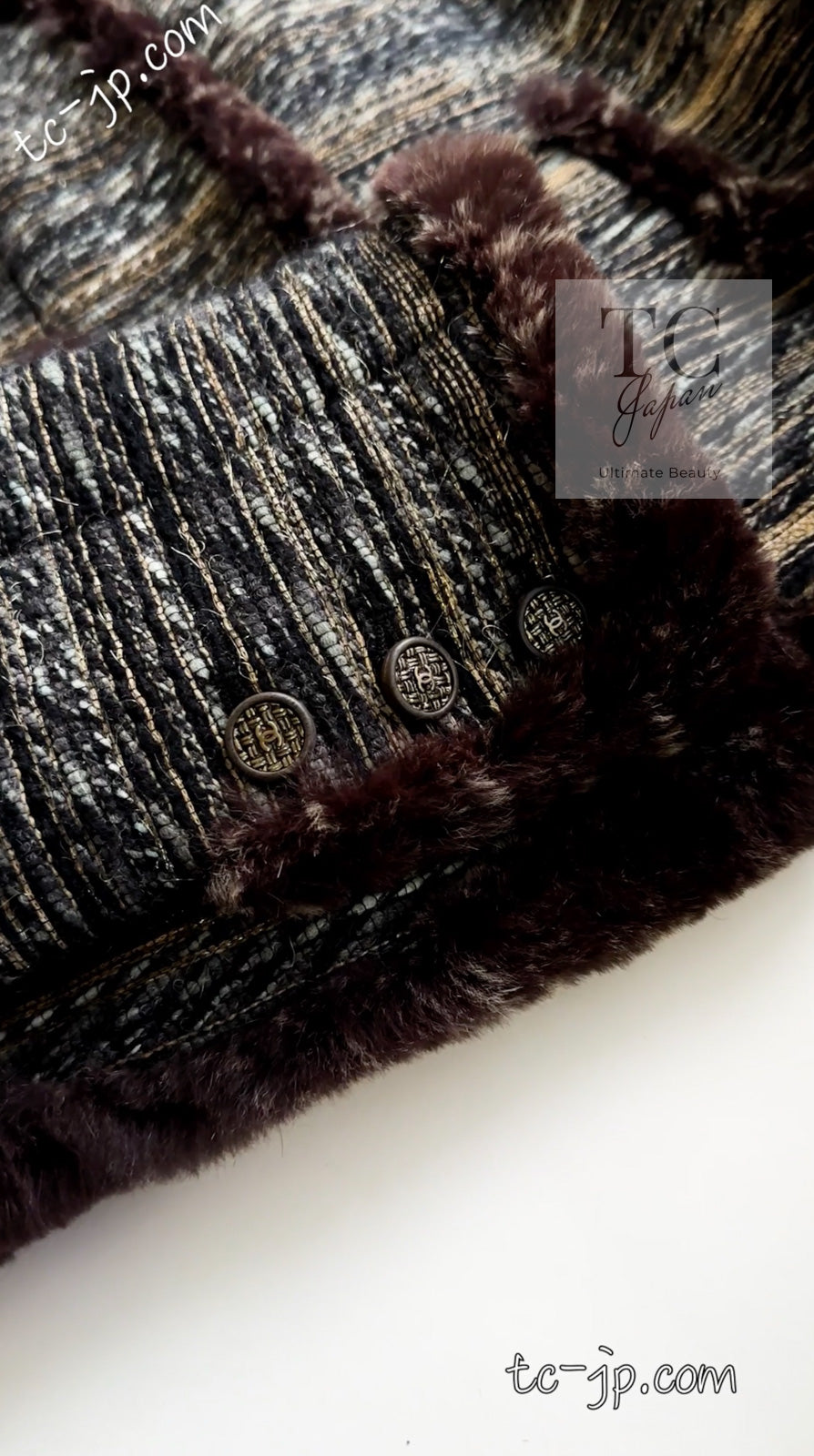 CHANEL 05A Black Charcoal Gray Rabbit Fur Trim Jacket Skirt Suit 38 42 シャネル ブラック チャコール グレー ラビット ファー トリム ツイード ジャケット スカート スーツ 即発