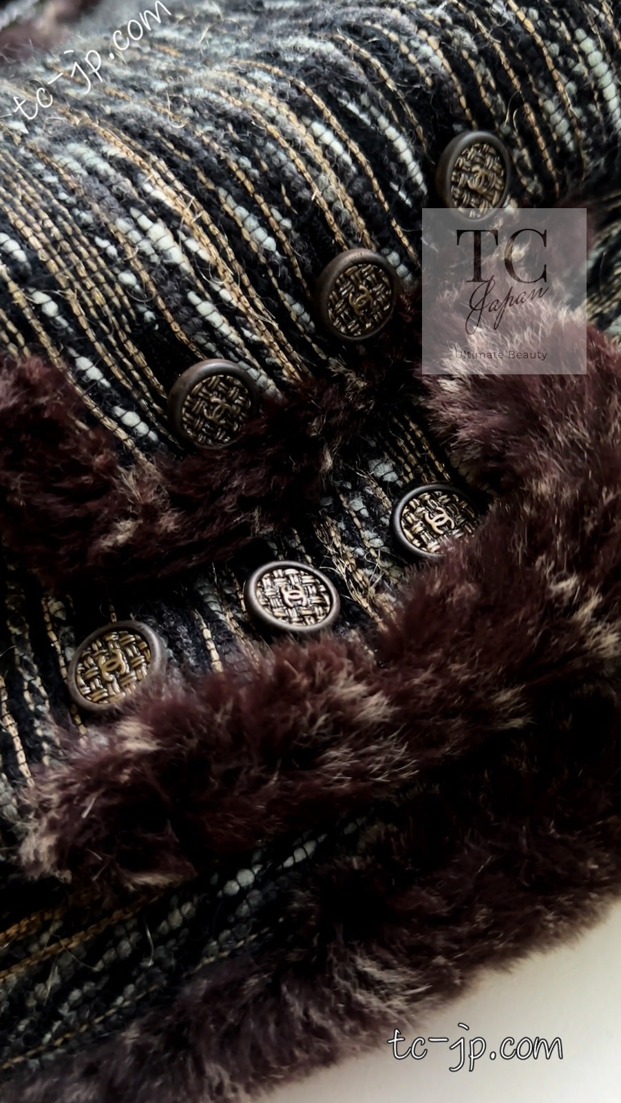 CHANEL 05A Black Charcoal Gray Rabbit Fur Trim Jacket Skirt Suit 38 42 シャネル ブラック チャコール グレー ラビット ファー トリム ツイード ジャケット スカート スーツ 即発