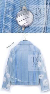 CHANEL 18S Light Blue Cotton Wash Denim Camellia Jacket Skirt Suit Set Up 36 38 シャネル ライト ブルー コットン デニム ウォッシュ カメリア ジャケット スカート スーツ セット アップ 即発
