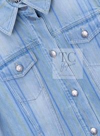 CHANEL 18S Light Blue Cotton Wash Denim Camellia Jacket Skirt Suit Set Up 36 38 シャネル ライト ブルー コットン デニム ウォッシュ カメリア ジャケット スカート スーツ セット アップ 即発