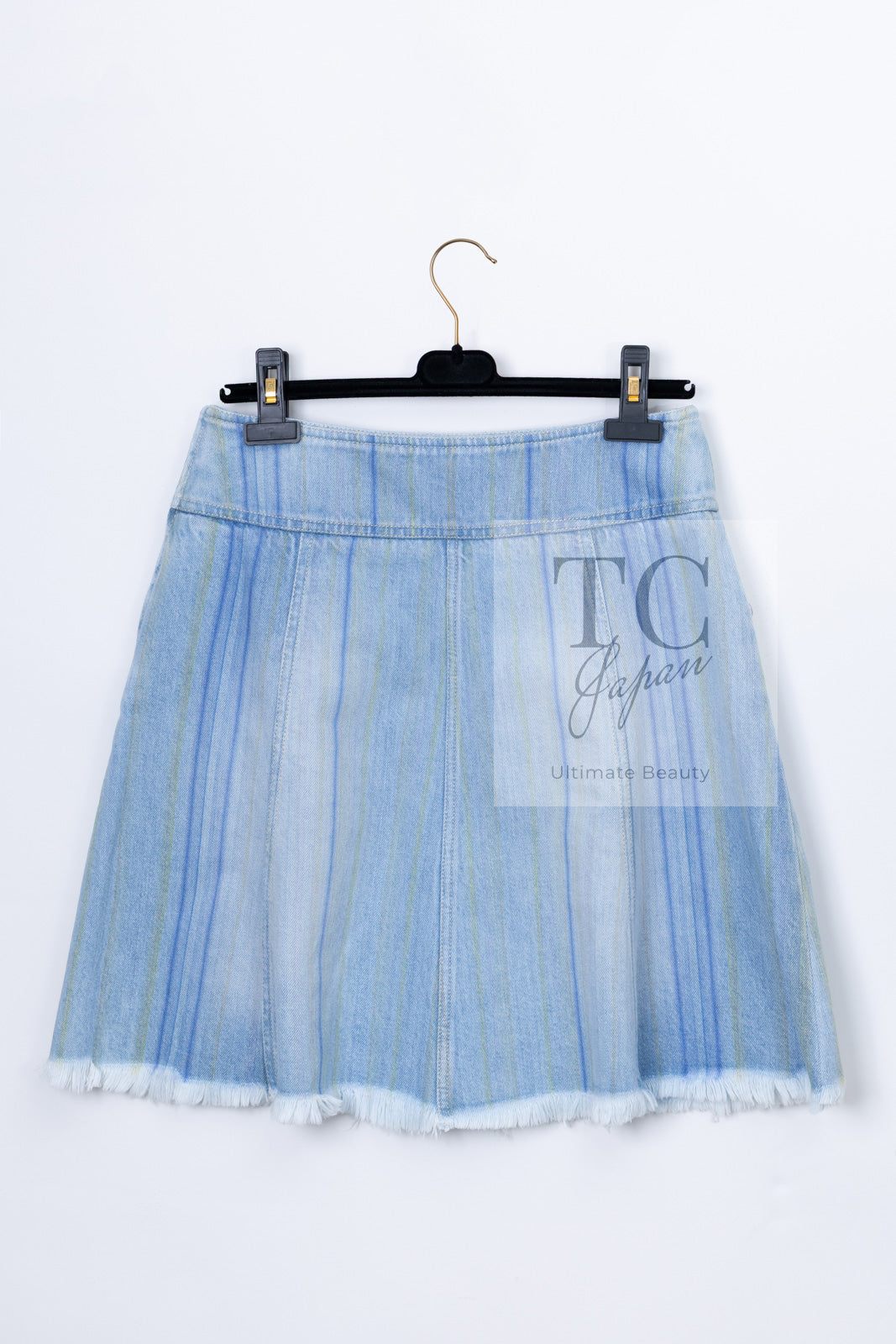 CHANEL 18S Light Blue Cotton Wash Denim Camellia Jacket Skirt Suit Set Up 36 38 シャネル ライト ブルー コットン デニム ウォッシュ カメリア ジャケット スカート スーツ セット アップ 即発