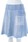 CHANEL 18S Light Blue Cotton Wash Denim Camellia Jacket Skirt Suit Set Up 36 38 シャネル ライト ブルー コットン デニム ウォッシュ カメリア ジャケット スカート スーツ セット アップ 即発