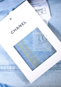 CHANEL 18S Light Blue Cotton Wash Denim Camellia Jacket Skirt Suit Set Up 36 38 シャネル ライト ブルー コットン デニム ウォッシュ カメリア ジャケット スカート スーツ セット アップ 即発