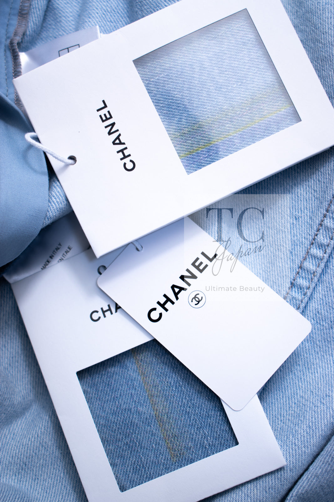 CHANEL 18S Light Blue Cotton Wash Denim Camellia Jacket Skirt Suit Set Up 36 38 シャネル ライト ブルー コットン デニム ウォッシュ カメリア ジャケット スカート スーツ セット アップ 即発