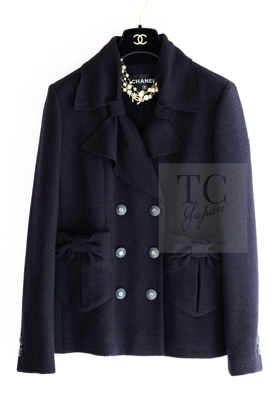 シャネル ジャケット CHANEL ダーク ネイビー リボン装飾 ウール ツイード 16B Dark Navy Bow Accents Wool  Tweed Jacket – TC JAPAN