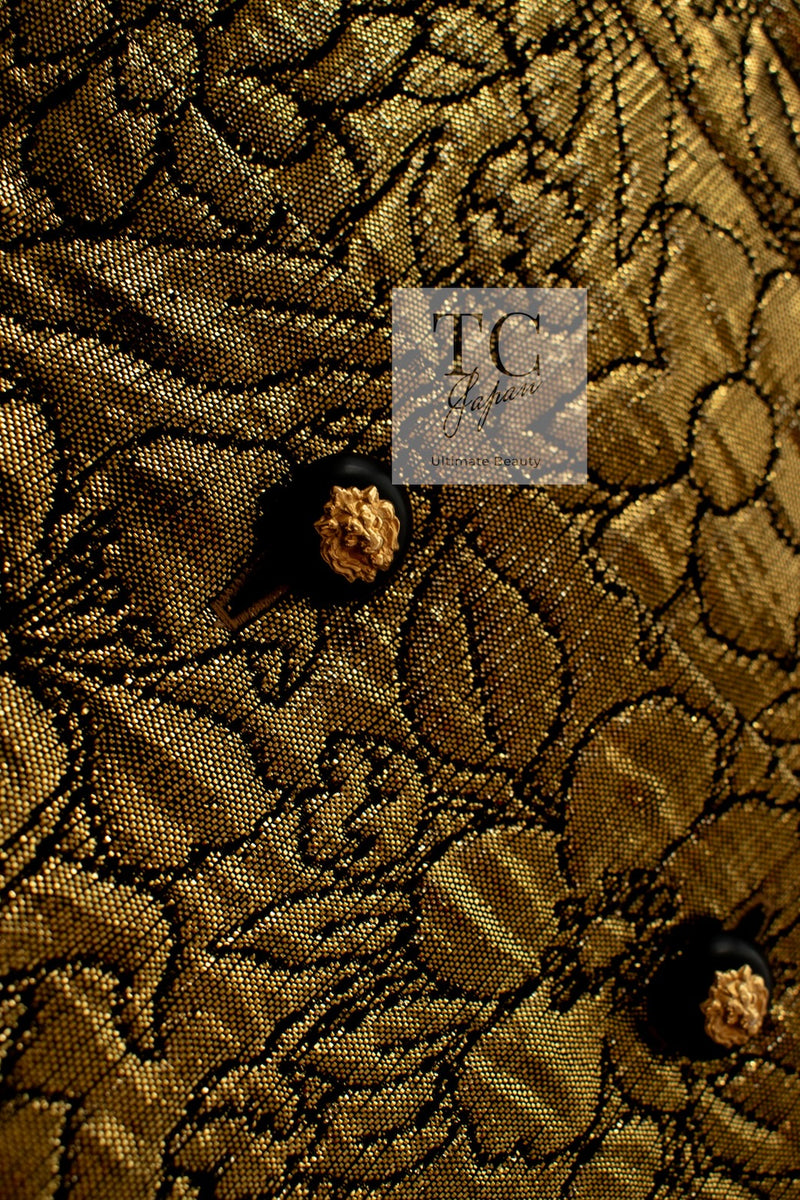 CHANEL 96A Vintage Supermodel Gold Brocade Camellia Dress Lion Buttons 38 シャネル ヴィンテージ ゴールド ブロケイド 刺繍 カメリア ワンピース ドレス ライオン ボタン 即発