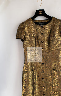 CHANEL 96A Vintage Supermodel Gold Brocade Camellia Dress Lion Buttons 38 シャネル ヴィンテージ ゴールド ブロケイド 刺繍 カメリア ワンピース ドレス ライオン ボタン 即発