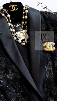 CHANEL 11A Black Floral Lesage Lace Silk Jacket 38 シャネル ブラック ルサージュ レース ビーズ サテン シルク ジャケット 即発