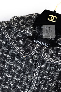 CHANEL 13B Black Gray Peter Pan Collar Wool Tweed Jacket 36 38 シャネル ブラック グレー ピーターパン襟 ウール ツイード ジャケット 即発
