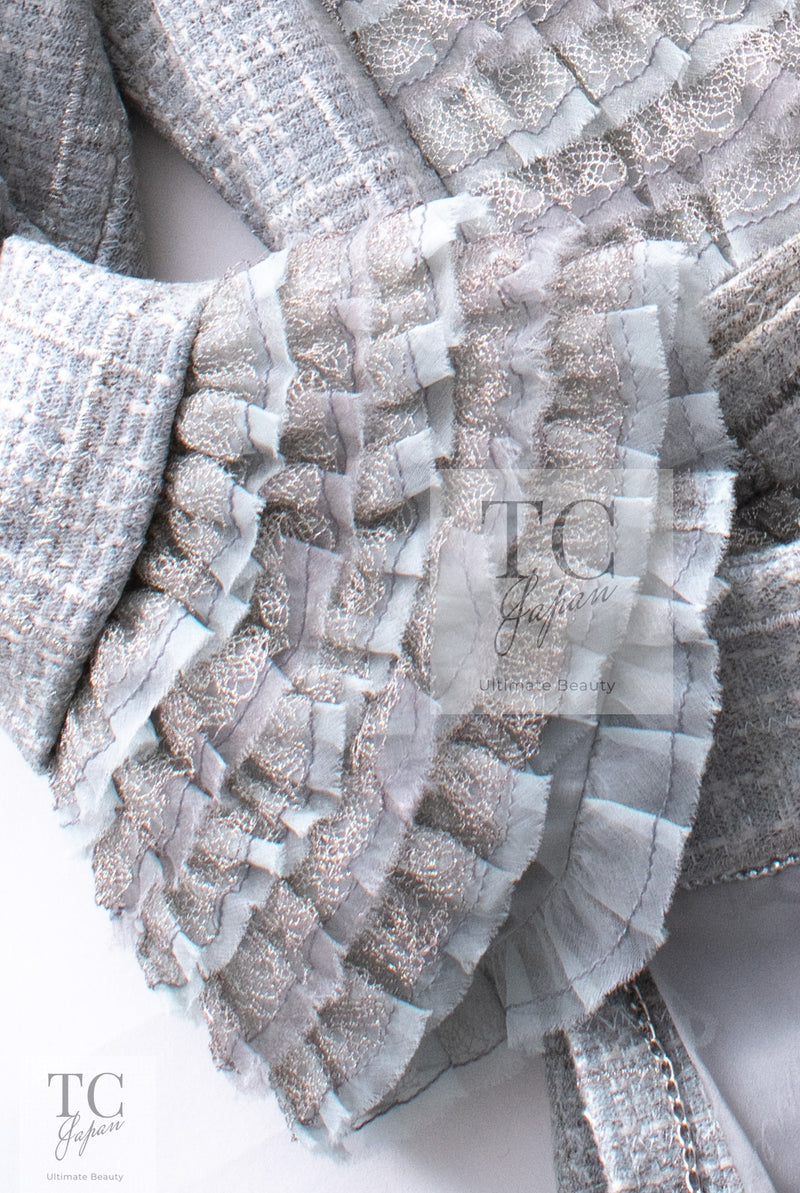 CHANEL 13C Mint Blue Gray Silver Ruffle Lace Tweed Jacket 34 シャネル ミント ブルーグレー ラッフル シルバー レース ツイード ジャケット 即発