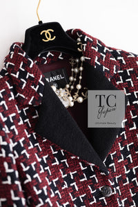 CHANEL 15A Burgundy Red Black Wool Tweed Jacket 36 38 シャネル バーガンディー レッド ブラック ウール ジャケット 即発