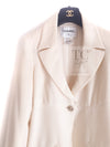 CHANEL 11C Ivory Cream Simple Single Logo Button Tailored Wool Jacket 38 シャネル アイボリー クリーム ウール シンプル ブレザー ジャケット ココボタン 即発