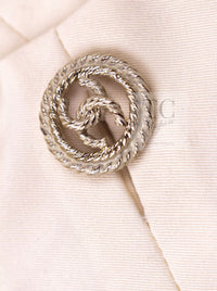 CHANEL 11C Ivory Cream Simple Single Logo Button Tailored Wool Jacket 38 シャネル アイボリー クリーム ウール シンプル ブレザー ジャケット ココボタン 即発