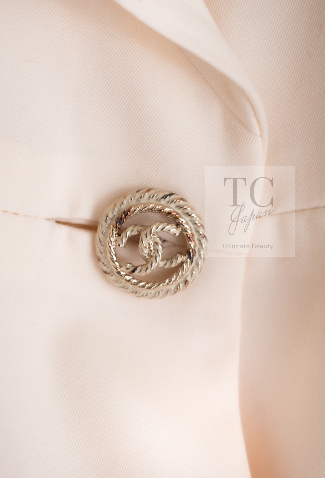 CHANEL 11C Ivory Cream Simple Single Logo Button Tailored Wool Jacket 38 シャネル アイボリー クリーム ウール シンプル ブレザー ジャケット ココボタン 即発