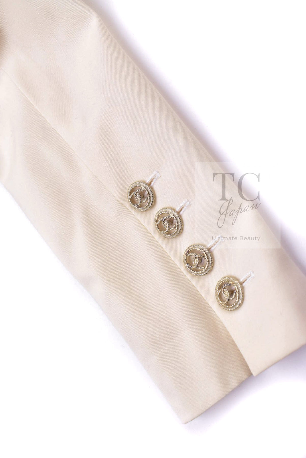 CHANEL 11C Ivory Cream Simple Single Logo Button Tailored Wool Jacket 38 シャネル アイボリー クリーム ウール シンプル ブレザー ジャケット ココボタン 即発