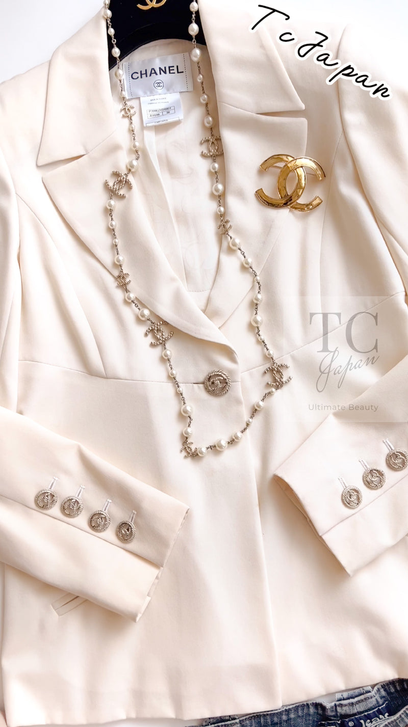CHANEL 11C Ivory Cream Simple Single Logo Button Tailored Wool Jacket 38 シャネル アイボリー クリーム ウール シンプル ブレザー ジャケット ココボタン 即発